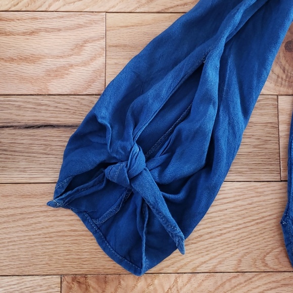 Top - Picture 2 of 5